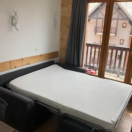 - Les Hauts De 4 Etoiles Avec Piscine Appartement *